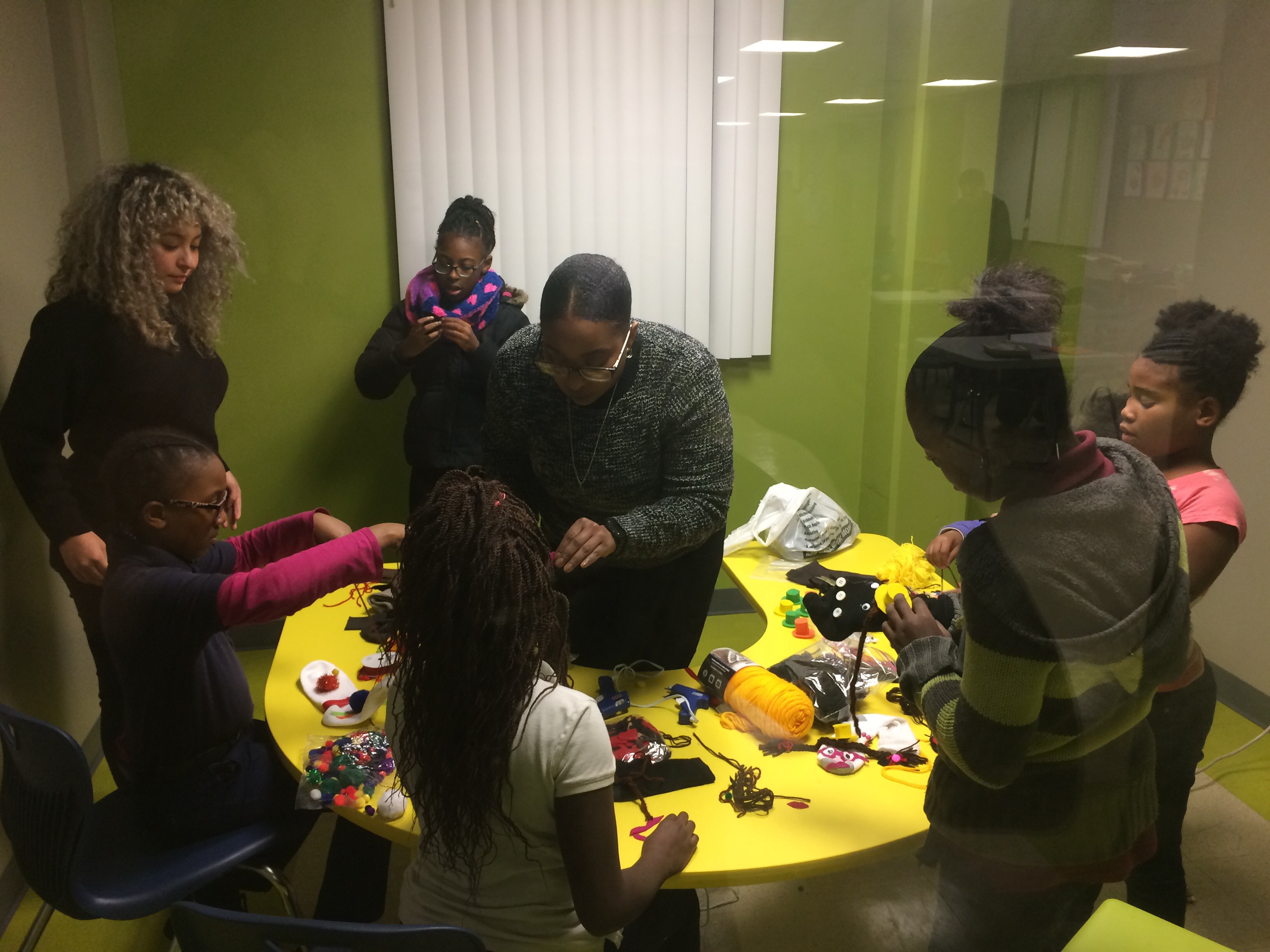  - One of our Forensic students working with youth from The Community Builders Inc. to create sock puppets - Nov 2017